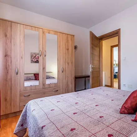 Image 5 - Pula, Grad Pula, Istria County, Croatia - Apartment for rent