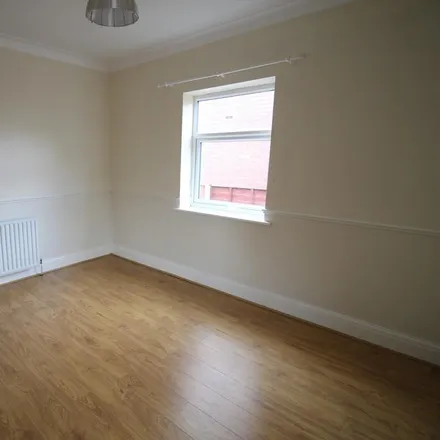 Image 5 - Selby Avenue, Blackpool, FY4 2LY, United Kingdom - House for rent