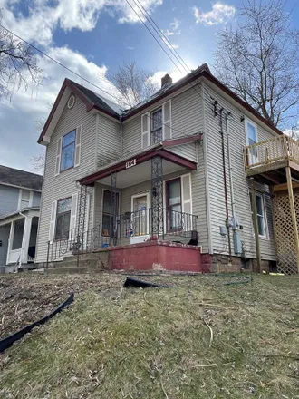 Buy this 4 bed house on 184 South Foster Street in Mansfield, OH 44902