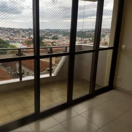 Rent this 3 bed apartment on Rua Hermínio Pinto in Vila Flores, Bauru - SP