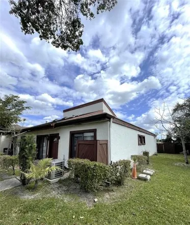 Image 2 - 1769 Northwest 70th Avenue, Sunrise Heights, Plantation, FL 33313, USA - House for sale