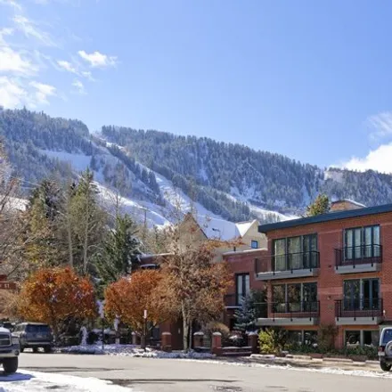 Image 5 - Chateau Chaumont, South Original Street, Aspen, CO 81011, USA - Condo for rent