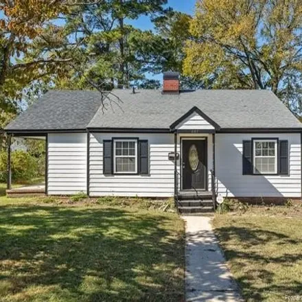Rent this 3 bed house on 607 Glenville Avenue in Edenroc, Fayetteville