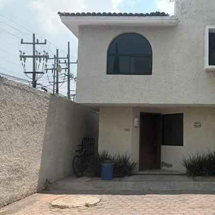 Buy this studio house on Calle Paseo de la Luna in Lomas Altas, 45049 Zapopan