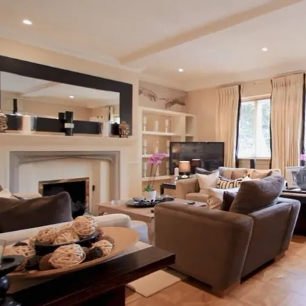 Image 3 - 71 Frognal, London, NW3 6XD, United Kingdom - House for rent