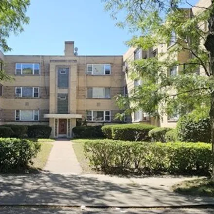 Rent this 2 bed condo on 2051-2061 East 72nd Street in Chicago, IL 60649