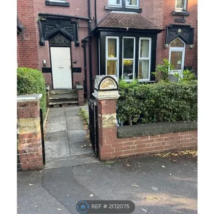 Image 6 - Harehills Avenue, Leeds, LS8 4LW, United Kingdom - Apartment for rent