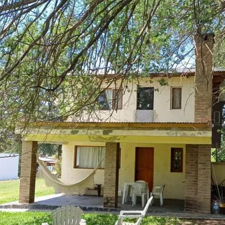 Rent this 3 bed house on 25 de Mayo in Departamento Calamuchita, Los Reartes