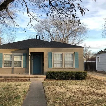 Image 1 - 2586 27th Street, Lubbock, TX 79410, USA - House for rent