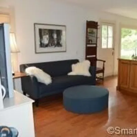 Image 5 - 331 Main Street, New Canaan, CT 06840, USA - House for rent