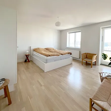 Rent this 3 bed apartment on Vesterbrogade 18 in 9400 Nørresundby, Denmark