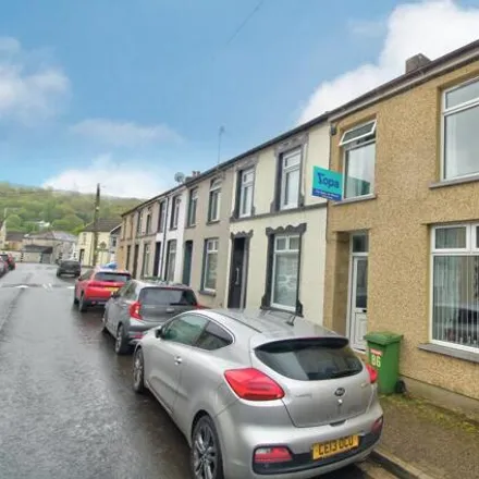 Buy this 3 bed townhouse on Bonvilston Road in Cilfynydd, CF37 4RE