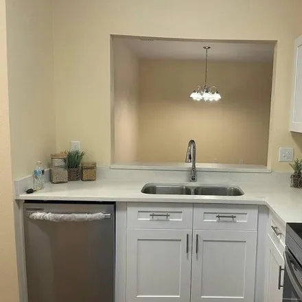 Image 3 - 9520 Amberdale Court, Riverview, FL 33568, USA - Condo for rent