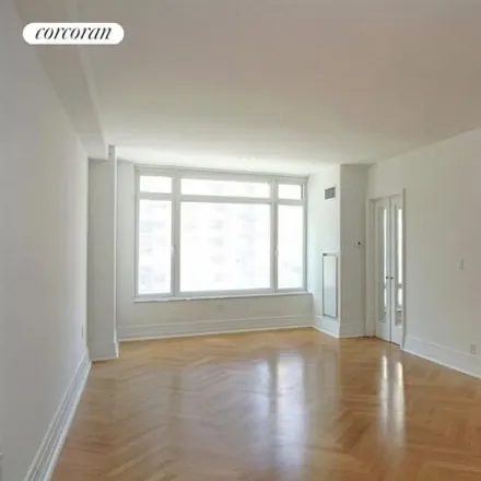 Rent this 2 bed condo on 207 East 85th Street in New York, NY 10028