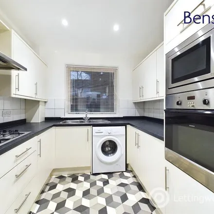 Image 1 - Baird Hill, Murray East, East Kilbride, G75 0EF, United Kingdom - Apartment for rent