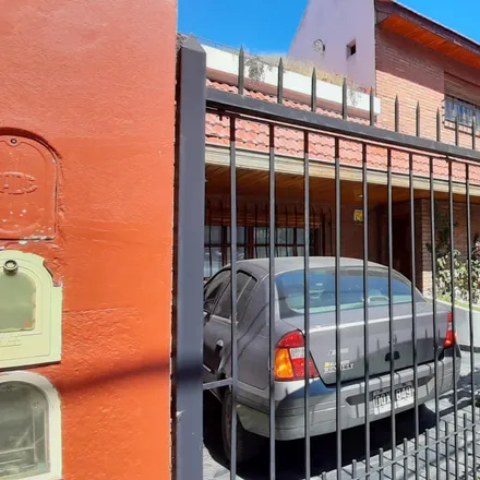 Buy this studio house on Senador Francisco Quindimil 3468 in Partido de Lanús, 1822 Valentín Alsina