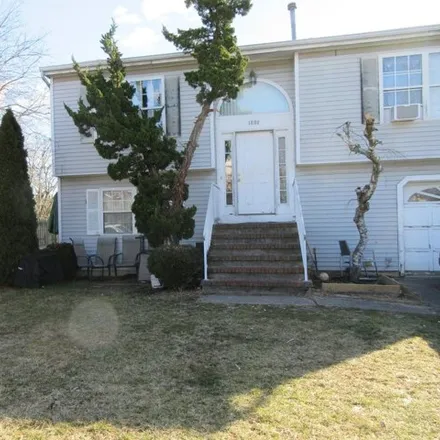 Buy this 4 bed house on 1093 6th Avenue in West Belmar, Wall Township