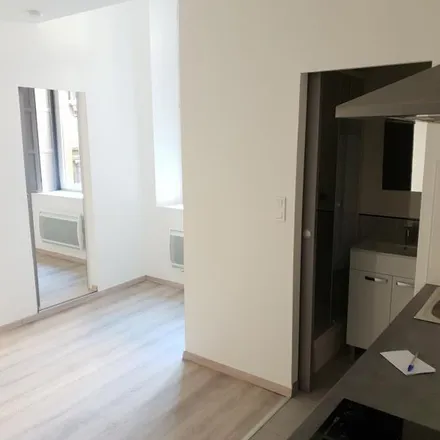 Rent this 2 bed apartment on 2 Rue du Poids de l'Huile in 31000 Toulouse, France