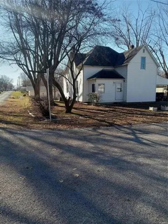 Buy this 3 bed house on 205 South Street in Pierron, Bond County