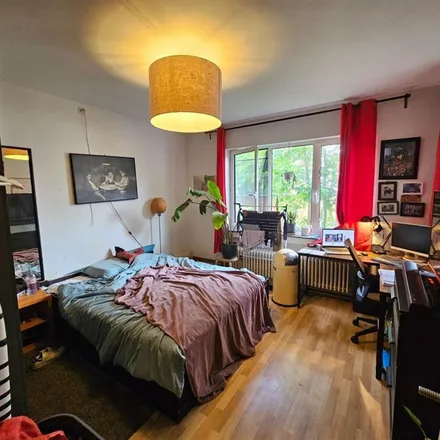 Rent this 3 bed apartment on Pierre Joseph Verhaghenstraat 19 in 3000 Leuven, Belgium