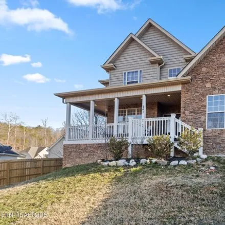 Buy this 4 bed house on 271 Hillside Lane in Silver Ridge, Lenoir City