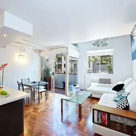 Rent this 4 bed apartment on 33 Waratah Street in Rushcutters Bay NSW 2011, Australia