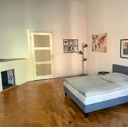 Rent this 3 bed room on Konstanzer Straße 11 in 10707 Berlin, Germany