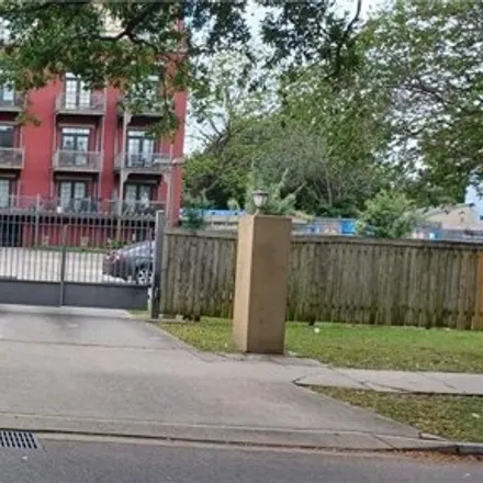 Buy this 1 bed condo on 1111 Barracks Street in New Orleans, LA 70116