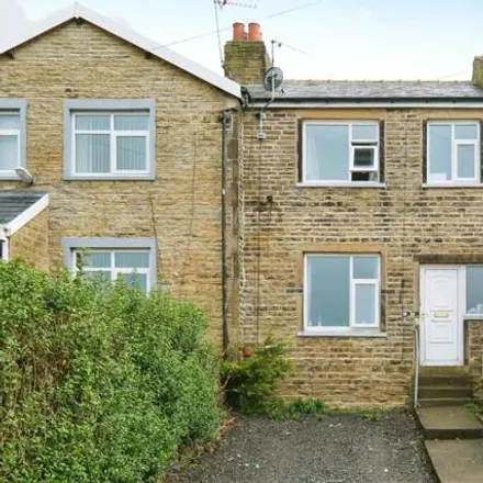 Buy this 3 bed townhouse on Tyersal View in Farsley, BD4 8HT