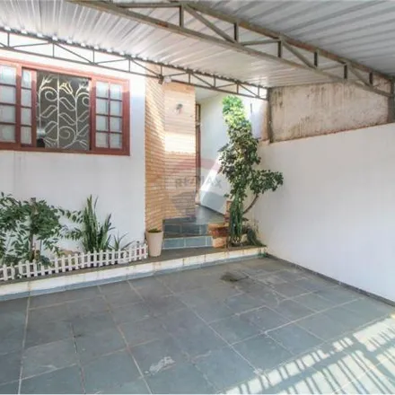 Buy this 2 bed house on Rua José Munhoz Lopes in Jardim Vera Cruz, Sorocaba - SP