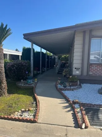 Image 5 - Pine Drive, Reedley, CA 93654, USA - Apartment for sale