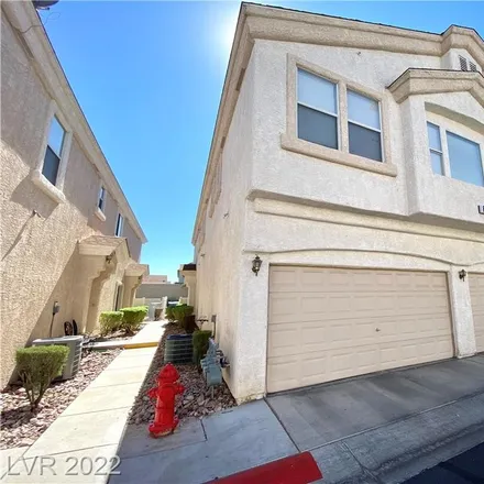Image 3 - 6399 Rusticated Stone Avenue, Clark County, NV 89011, USA - Townhouse for rent