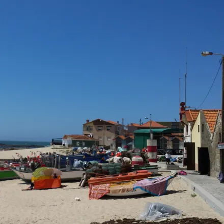 Rent this 2 bed apartment on Praia Mar in Rua da Praia, 4485-717 Vila do Conde