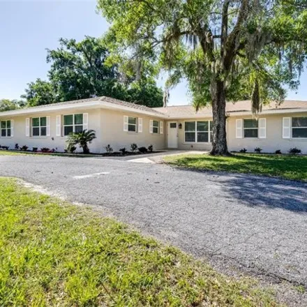 Buy this 4 bed house on 721 Pinedale Drive in Plant City, FL 33563