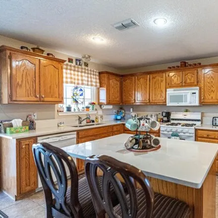 Image 8 - 9913 Teton Place Northwest, Albuquerque, NM 87114, USA - House for sale