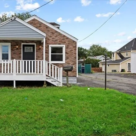 Buy this 3 bed house on 1 Palm Street in Rotterdam, NY 12306