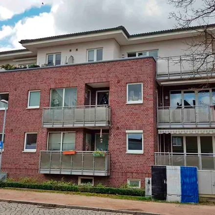 Rent this 3 bed apartment on Sachsenwald Forum in Hamburger Straße, 21465 Reinbek
