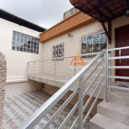 Buy this 3 bed house on Rua Olegário Maciel in Centro, Barbacena - MG