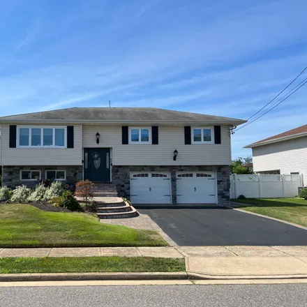 Buy this 3 bed house on 56 Jefferson Place in Massapequa, NY 11758