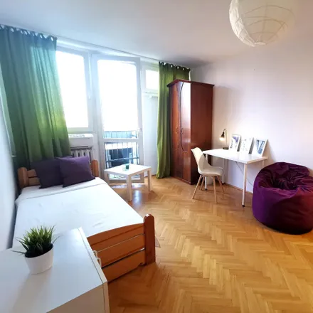 Rent this 3 bed room on Grzybowska 9 in 00-132 Warsaw, Poland