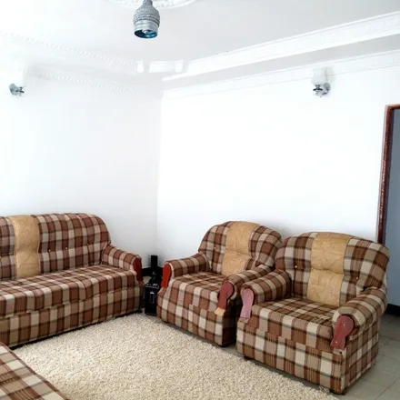 Rent this 3 bed house on Shangarai