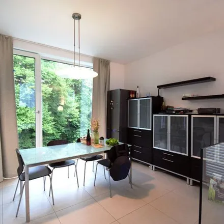 Rent this 2 bed apartment on Nieuwewandeling 66 in 9000 Ghent, Belgium