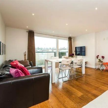 Image 9 - Neville Court, 6-26 Abbey Road, London, NW8 9DD, United Kingdom - Room for rent
