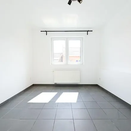 Rent this 3 bed apartment on Rue Fridtjof Nansen - Fridtjof Nansenstraat 26 in 1070 Anderlecht, Belgium