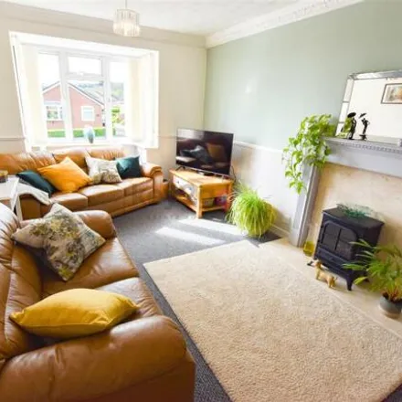 Image 5 - Melton Grove, Sheffield, S20 6RH, United Kingdom - Duplex for sale