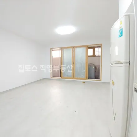 Image 5 - 서울특별시 서초구 잠원동 23-21 - Apartment for rent