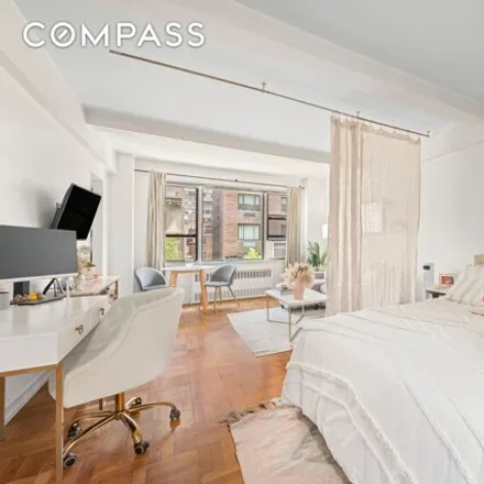 Image 5 - 32 East 37th Street, New York, NY 10016, USA - Condo for sale