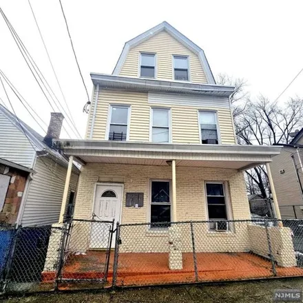 Rent this 2 bed house on North 4th Street in Paterson, NJ 07522