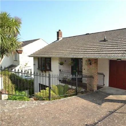 Buy this 3 bed house on Gill's Cliff Road in Ventnor, PO38 1AE