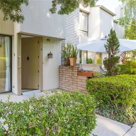 Image 2 - 3614 West Estates Lane, Los Angeles County, CA 90274, USA - Townhouse for sale